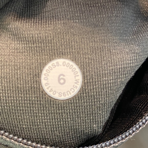 Lululemon in focus run tights Legging Gray-Sage Green, 33894 - Picture 12 of 13